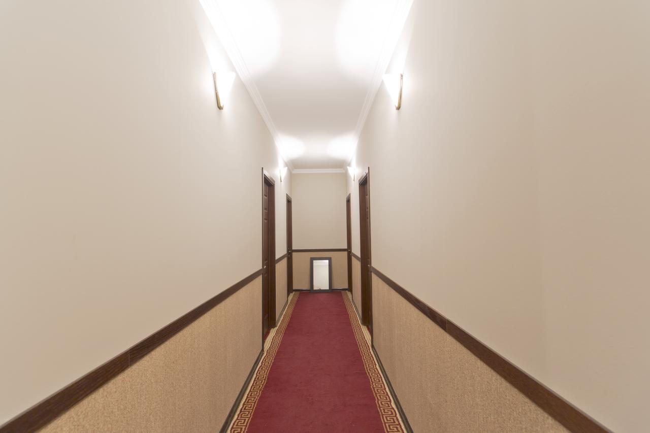 Orange Hotel Gonio Bagian luar foto